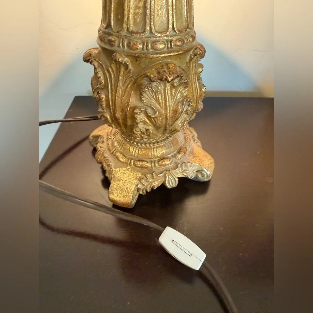 VTG Gold Resin Column Table Accent Lamp ~14”H China‎ Estate Hollywood Regency